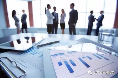 高考多少分,才能入读西班牙大学的经济学专业?